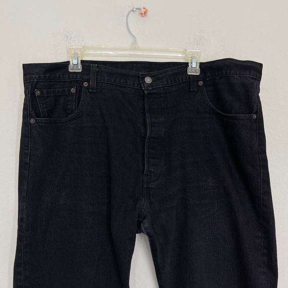 Levis 501 Jeans Men's 42x30 Black Dark Wash Straight Button Fly Denim - Picture 2 of 13